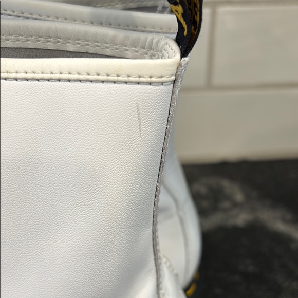 Dr. Martens White Leather 8-Eye Boots – Women’s 10 (EU 42) NEW - Picture 9 of 14